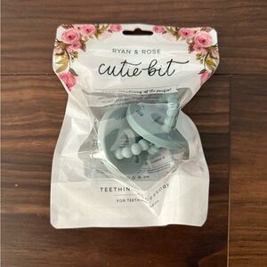 🧡 Ryan and Rose Cutie Bit Teething Accessory
